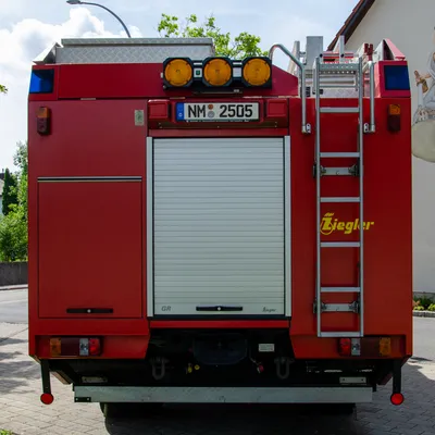 61_1_hinten.jpg